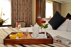 Flannery's Hotel - Room