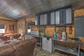 Pet-Friendly Vacation Rental in Braymer! - Interiör