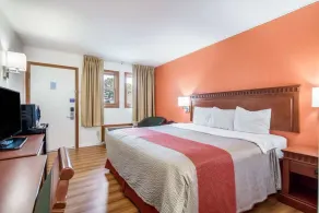 Northway Inn Queensbury - Lake George - Habitación