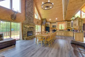 Stunning North Rose Retreat w/ Fishing Pond! - Interiør