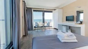 ONE LIFE Otel - Room