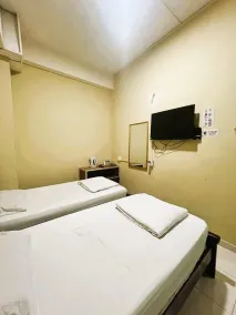 Collection O Near Taiping Mall Formerly Axis Hotel - Chambre