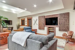 Scenic Getaway w/ Fire Pit & Grill in Columbia! - Interiör