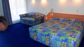Runaway Bay Motor Inn - Room