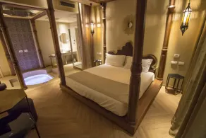 Emotional Grand Motel - Room