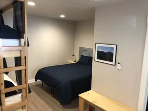 Eastside Guesthouse and Bivy - Chambre