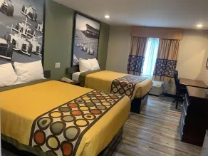 Super 8 by Wyndham Frankfort IN - Chambre