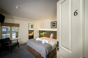 Loch Ness Inn - Room