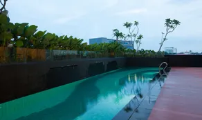 Hotel Santika Radial Palembang - Pool