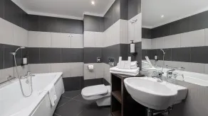 B&B HOTEL Bytom - Salle de bain