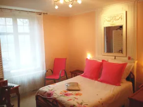 Le Prieuré - Room