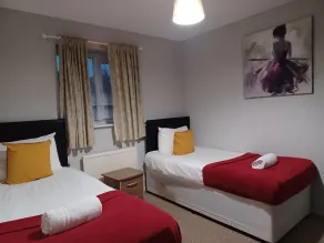 Fieldfare Green-Huku Kwetu Luton & Dunstable Spacious 4 Bedroom Detached House - Chambre