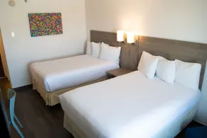 Hotel Mesaluna Near American Consulate - Chambre