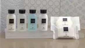 Country Inn & Suites by Radisson, Davenport - Quad Cities - Salle de bain
