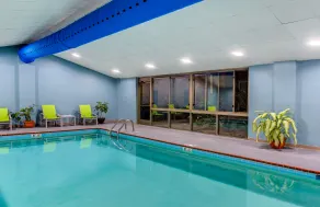 Holiday Inn Express & Suites Morristown by IHG - Pool