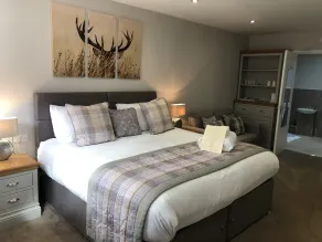 De Courceys Manor Suites & Cottages - Værelse