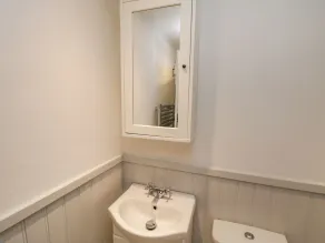 Ducky's - Baño