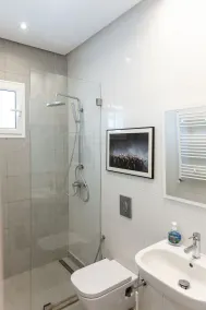 The Allegro House - Bathroom