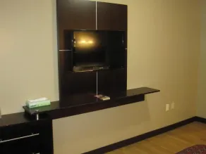 Dynasty Hotel and Suites New York LaGuardia Hotel - Room