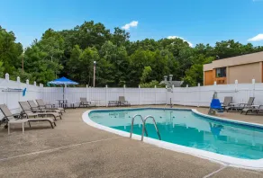 All Seasons Inn & Suites Smithfield Providence - Pool
