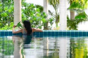 iCheck inn Residences Sathorn - Piscine
