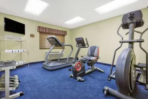 AmericInn by Wyndham Vidalia - Fitness facility