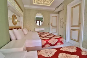 Hotel Queens Land - Room