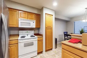 2BR Condo in Fountain Hills w/ Mountain Views - Interni