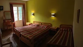 New Helvetia Historic Hotel - Zimmer