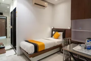 Glitz Rexton Inn - Near IIT Powai - Chambre