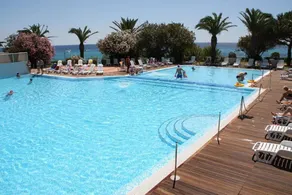 TH Costa Rei - Free Beach Resort - Basseng