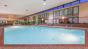 Holiday Inn Express Little Rock-Airport by IHG - Piscine