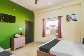 Hotel Radhe Stay Near Jaipur Airport Free Pickup Available - Rom