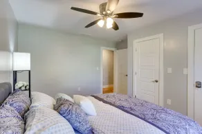 Walk to Boat Ramp: Fenced Home in Jeffersonville! - Innenbereich