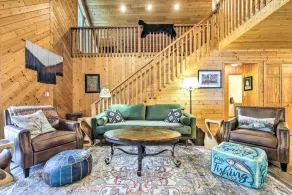 Crandon Cabin Getaway w/ Boat Dock & Deck! - Interiør