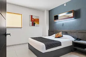 Homesuites Zaragoza - Chambre