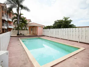 The Oasis at Marley Manor - Piscina