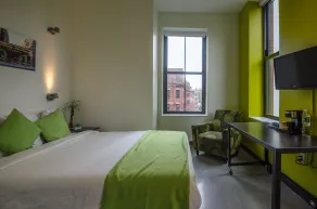 HI Boston Hostel - Room