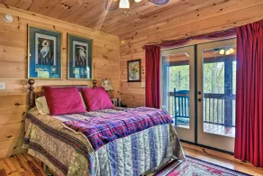 Cabin w/ BBQ + Games - Walk to Blue Ridge Parkway! - Intérieur