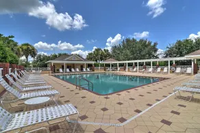 Bright Florida Home Near Tons of Golf Courses - Intérieur