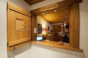 La Vallée Hôtel &Spa - Réception