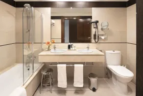 Palacio de Avilés, Affiliated by Meliá - Bathroom