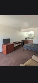 Saint Roberts Town and Village Motel - Room