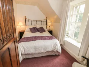 Near Bank Cottage - Room