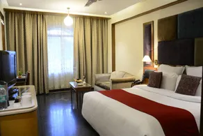 Sandesh The Prince - Room