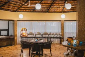 Coconut Grove Beach Resort - Restaurant