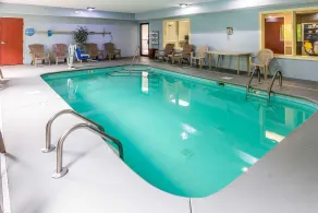 Suburban Studios Mason Hwy 42 - Pool