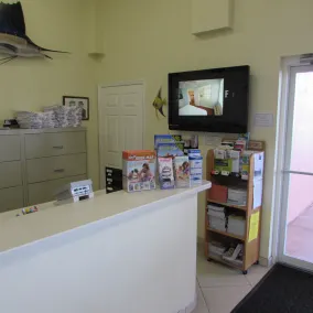 Edison Beach House - Interior entrance