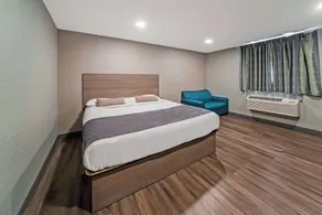 Americas Best Value Inn Foxboro - Chambre