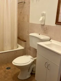 County Lodge Motor Inn - Salle de bain